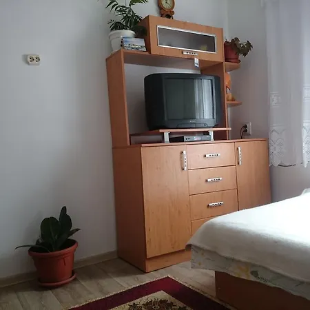Rosenovi 3*