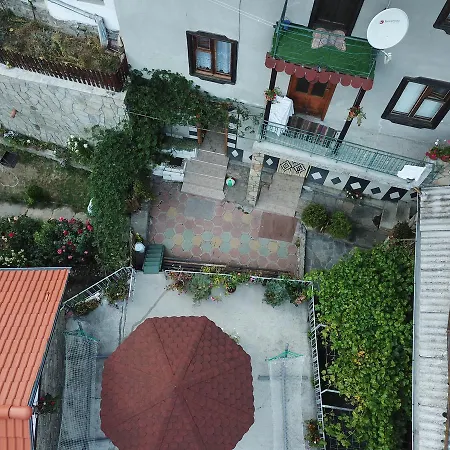 Pensjonat Rosenovi Lyaskovo (Smolyan)