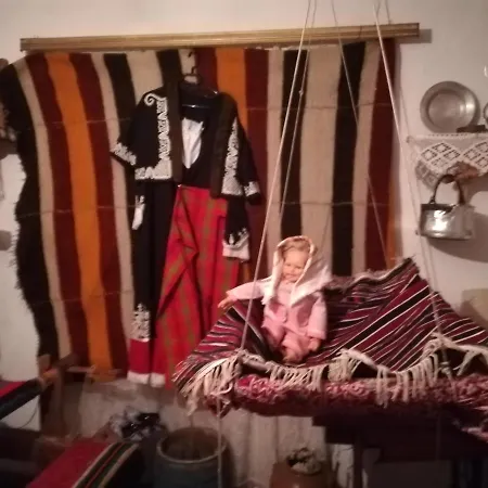 Rosenovi Vendégház 3*