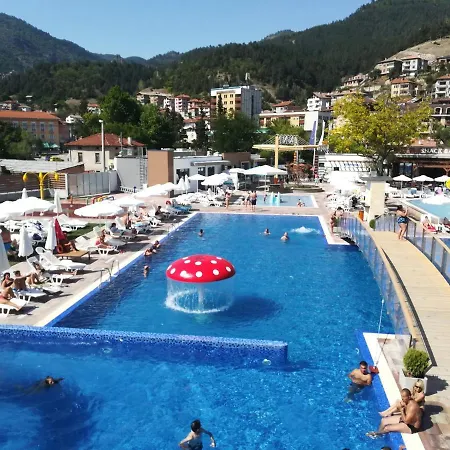 Πανσιόν Rosenovi Lyaskovo (Smolyan)